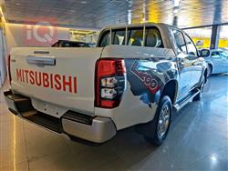 میتسوبیشی L200
